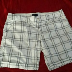 NWOT American Eagle Outfitters plaid shorts